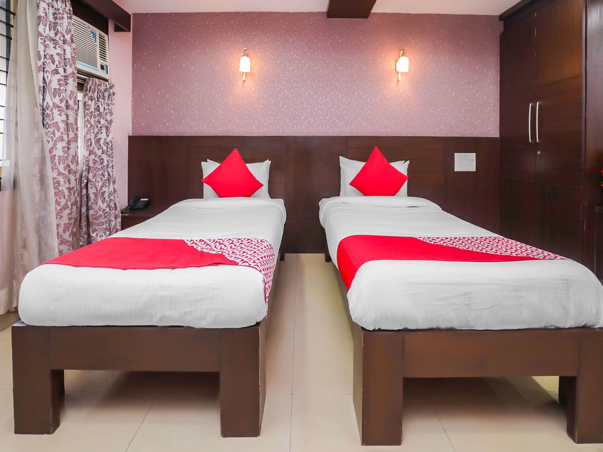 Oyo 17278 Hotel Srinivas Mangaluru Exterior foto